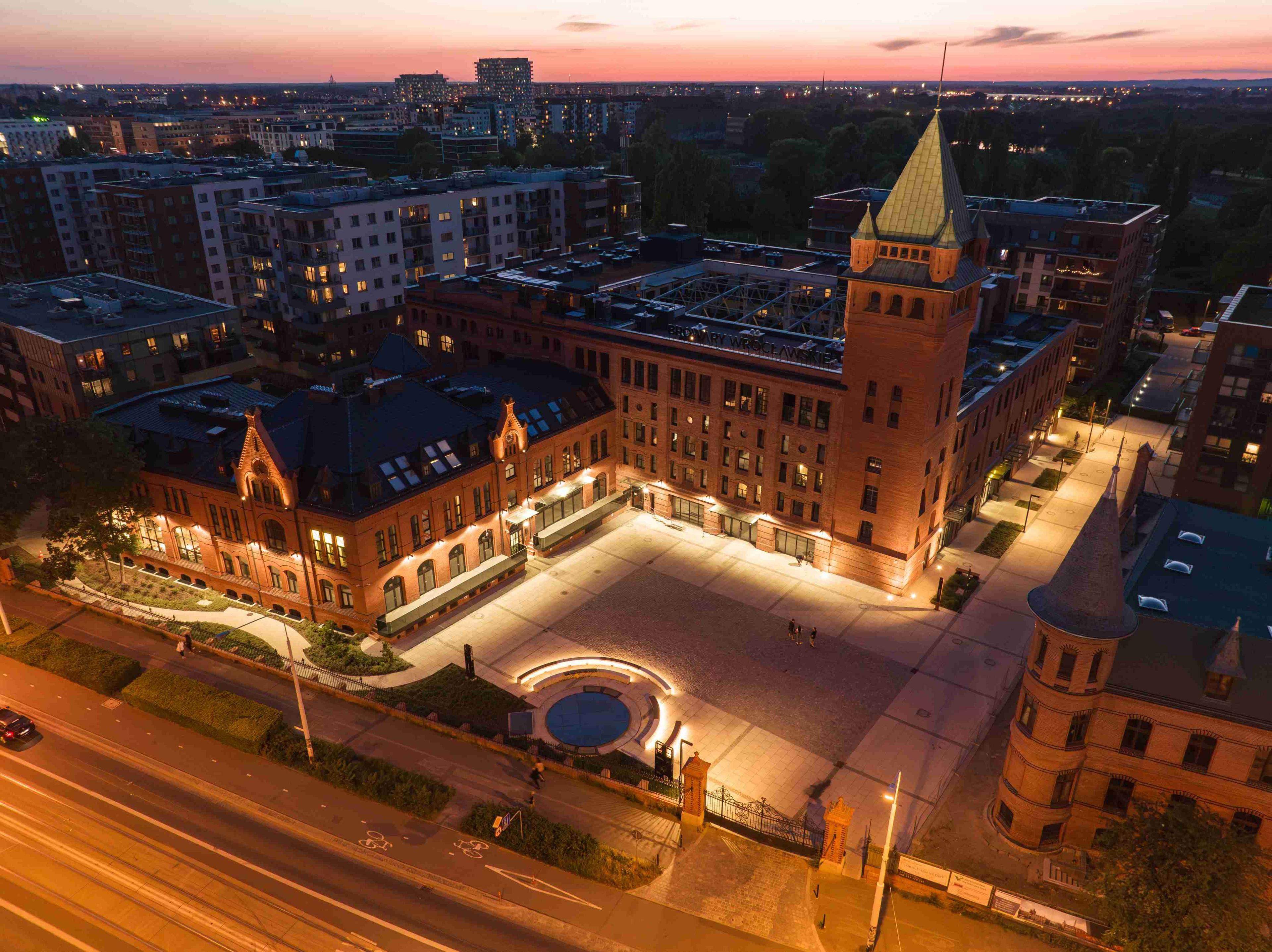 Browary Wrocławskie główny plac SRDK Studio .jpeg