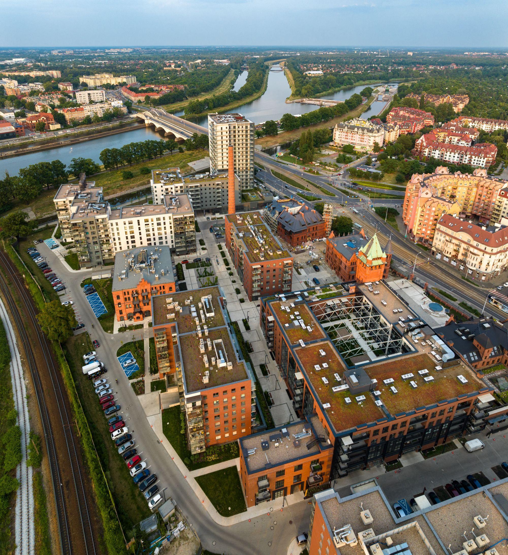 Browary Wrocławskie widok od zachodu dzień SRDK Studio Projekt.jpg
