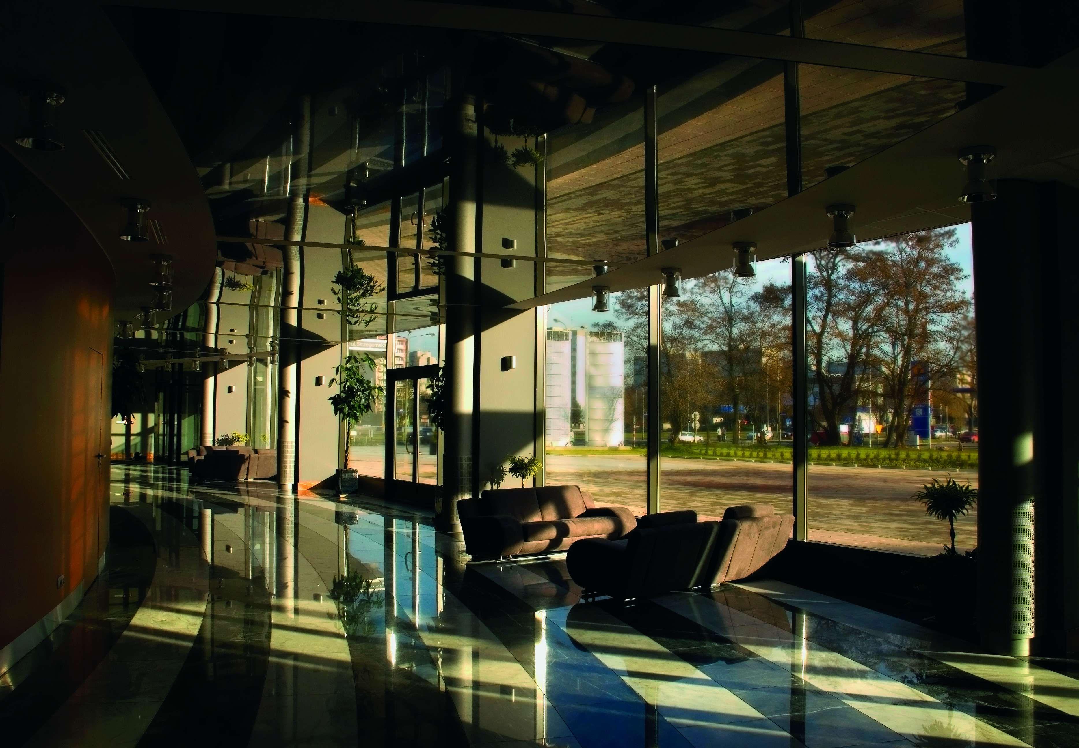 Patio Silver Forum.jpeg