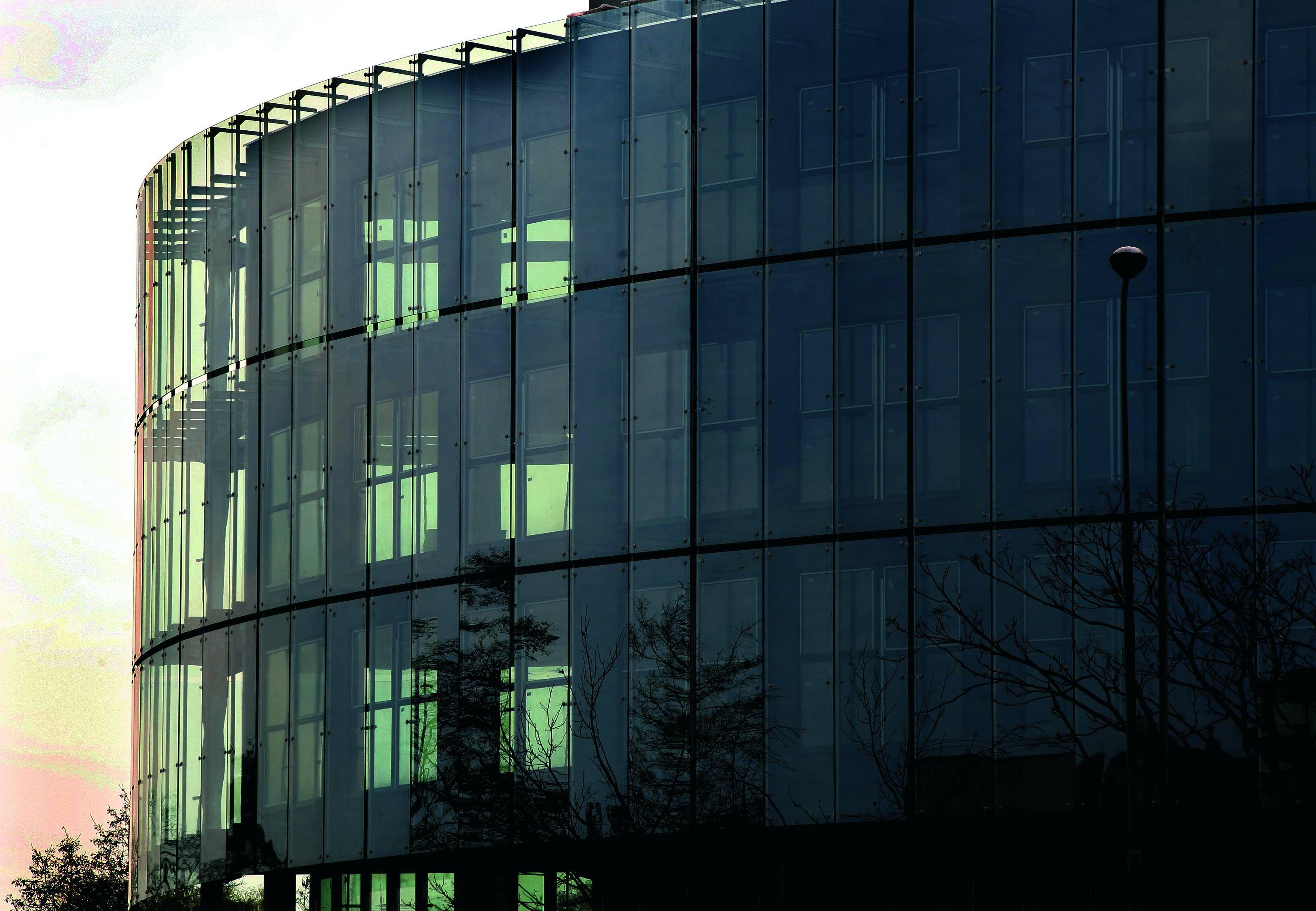 Silver Forum i jego druga skora jako bariera akustyczna.jpeg