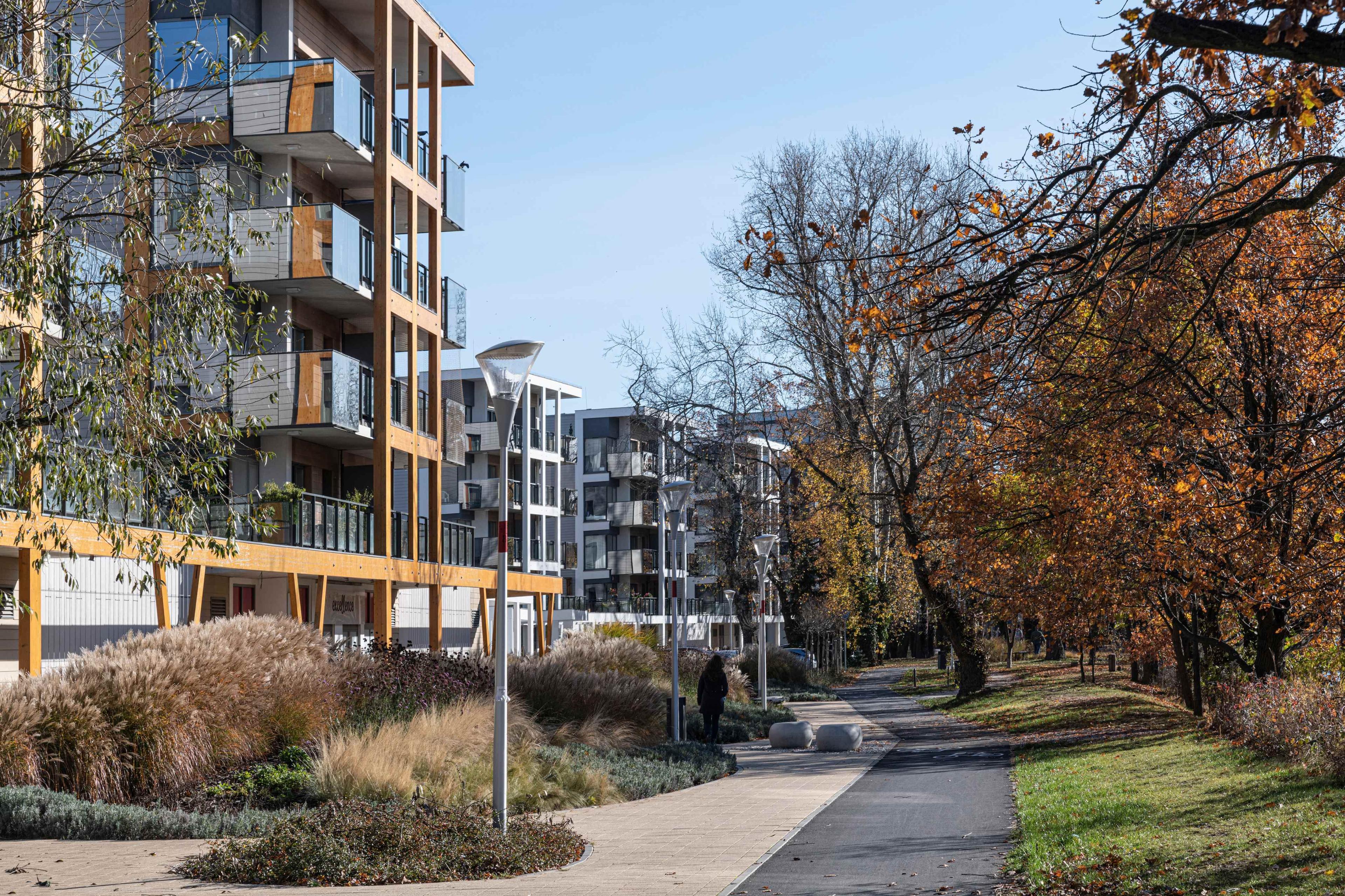 Zagospodarowanie terenu jest docenianym przez mieszkańców atutem osiedla.jpg