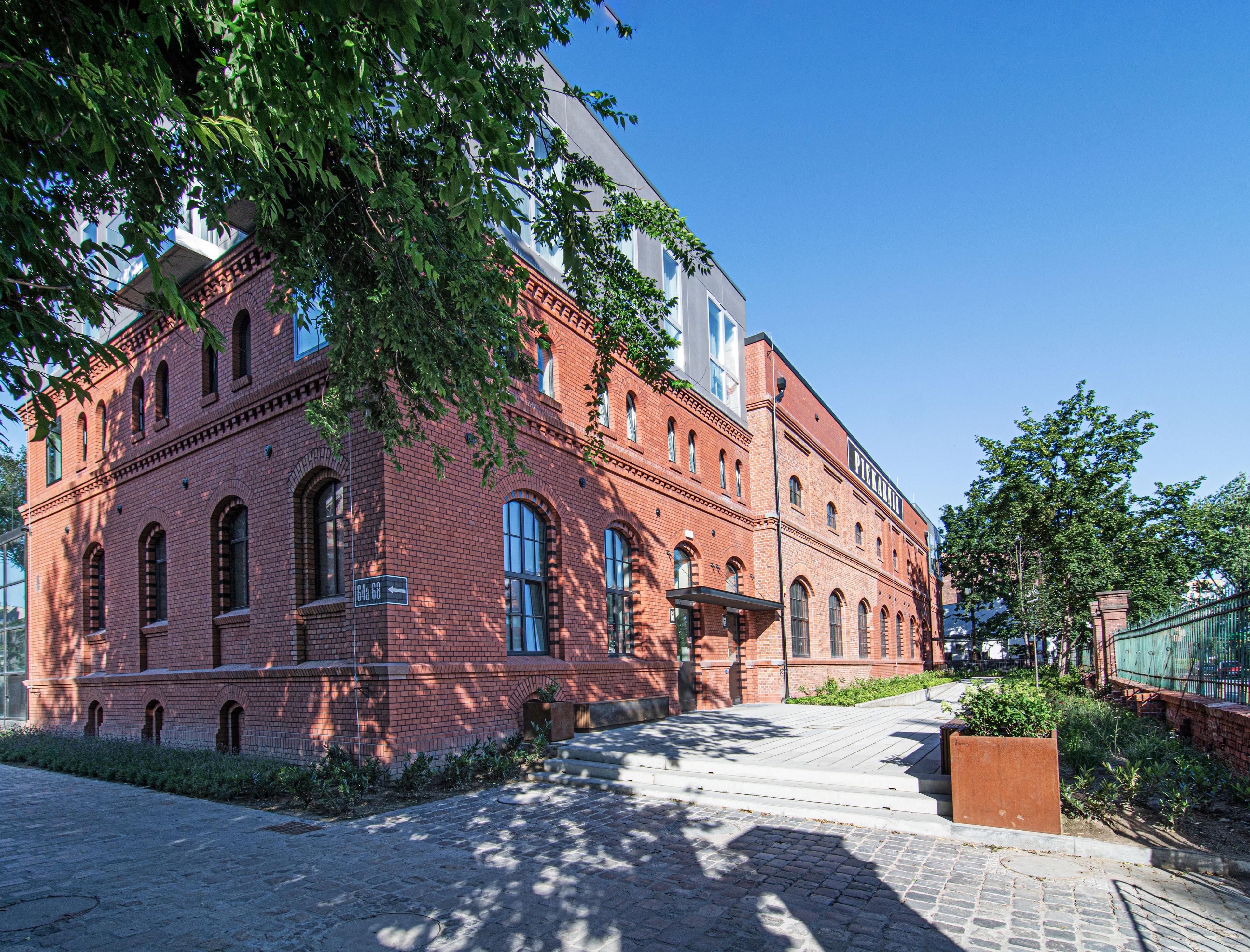 galeria 6 Widok na Piekarnię od strony ulicy Księcia Witolda.jpeg